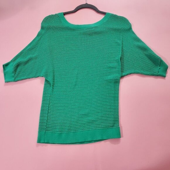 💚 Express Knit Kelly Green Short Sleeve Sweater Top 💚 - Picture 3 of 4